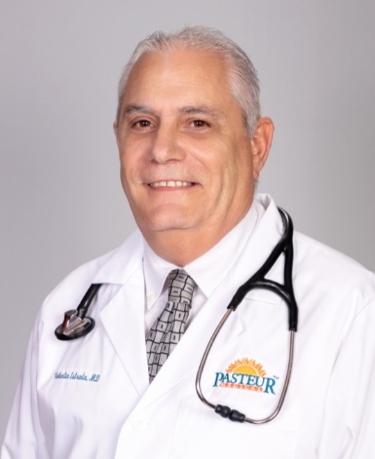 Profile photo of Dr. Valentin Estrada